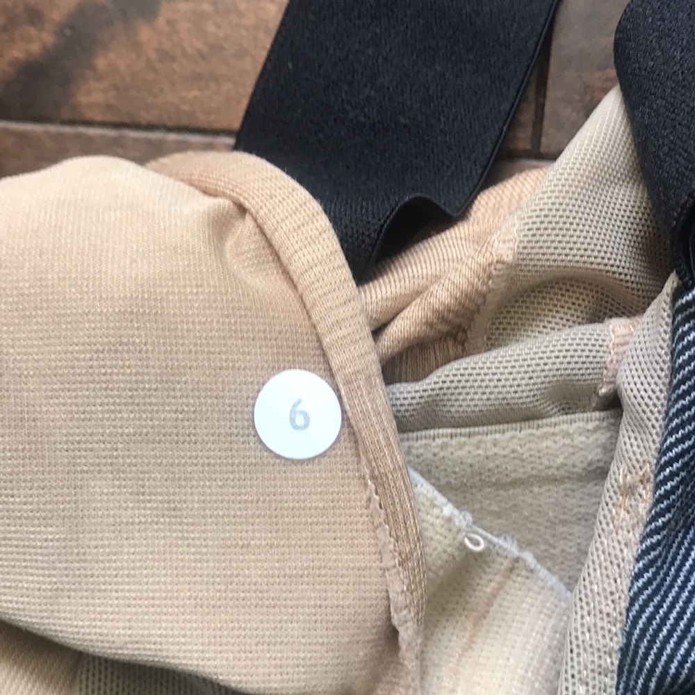 lululemon Inner Awareness Tank Size 6 - Picture 8 of 10